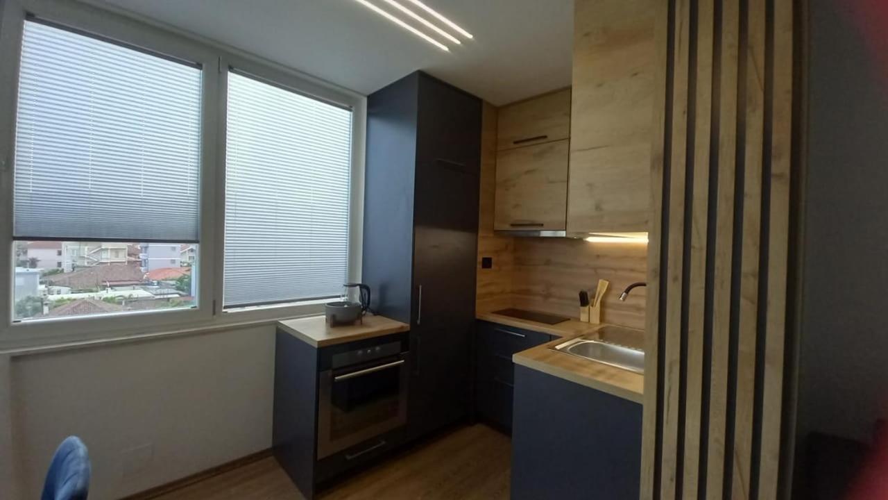Apartment Kraja Shkoder Bagian luar foto